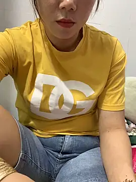 Snapshot of Baby-bigtits chatting on 17, 10, 2025 Baby-bigtits online show from 17, 10, 2025