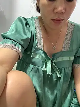 Snapshot of Baby-bigtits chatting on 23, 10, 2025 Baby-bigtits online show from 23, 10, 2025