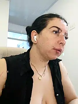 Snapshot of Im_coco chatting on 11, 6, 2026 Im coco online show from 11, 6, 2026