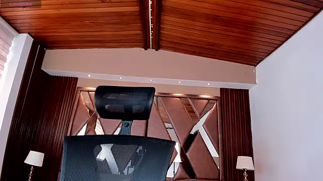 IsabellaaJoness online show from 15, 4, 2026