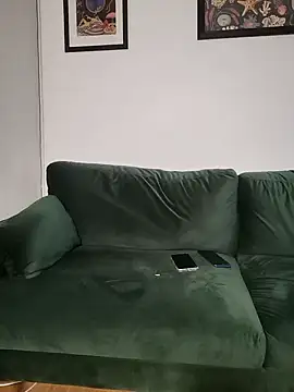 Redfloweer1 online show from 6, 2, 2025