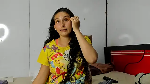 lauren-mark online show from 19, 9, 2025