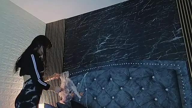 diosagolden online show from 2, 11, 2025