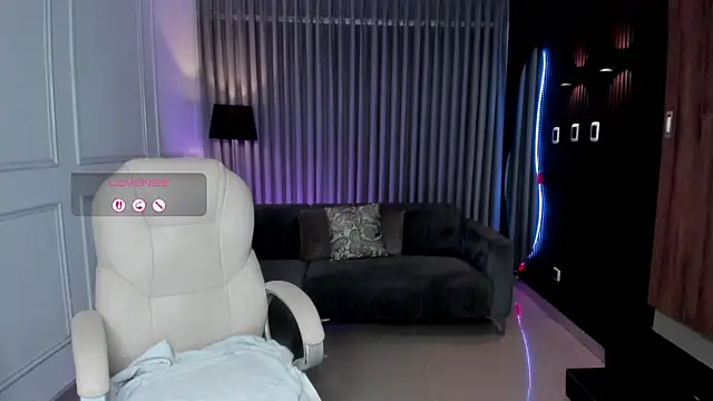 Anna parkker  online show from 17, 2, 2025