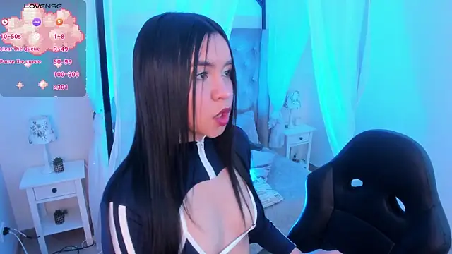 Hanna  Becker  online show from 13, 9, 2025