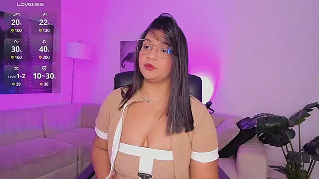 Snapshot of alaia7h chatting on 17, 1, 2025 alaia7h online show from 17, 1, 2025