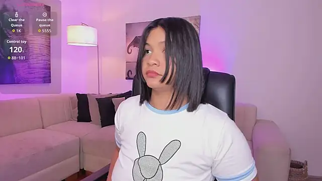 Snapshot of alaia7h chatting on 8, 10, 2025 alaia7h online show from 8, 10, 2025