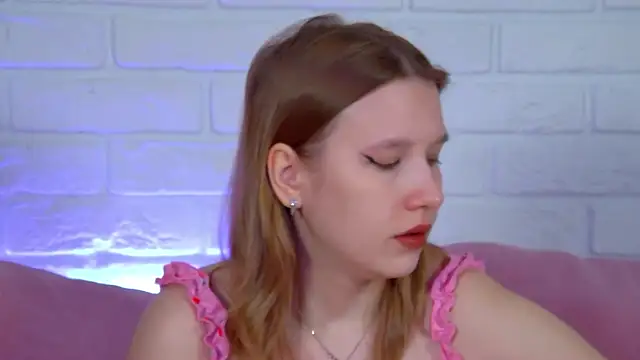 LiliLinn online show from 20, 6, 2026