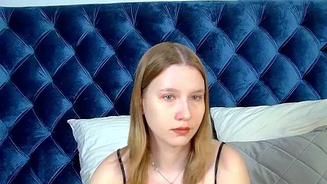 LiliLinn online show from 9, 7, 2026