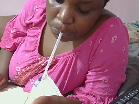 pretty dimplegirl online show from 20, 4, 2026