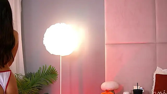 AlmaLuv online show from 6, 11, 2025