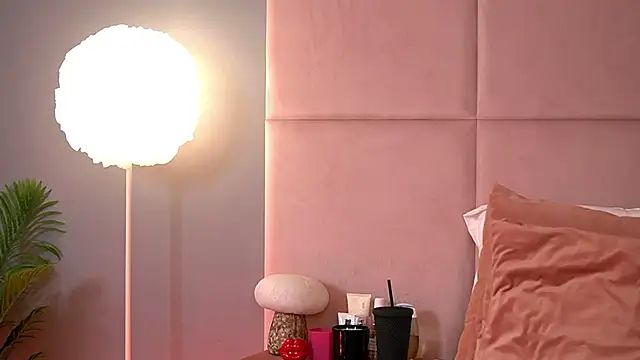 AlmaLuv online show from 25, 4, 2026