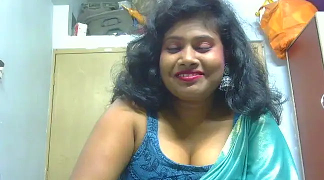 Snapshot of sexy_roma chatting on 28, 12, 2024 sexy roma online show from 28, 12, 2024