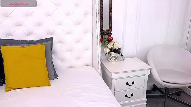Snapshot of KiaraDevlynn chatting on 21, 5, 2026 KiaraDevlynn online show from 21, 5, 2026