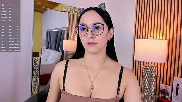 hazel ross tcw online show from 13, 3, 2025