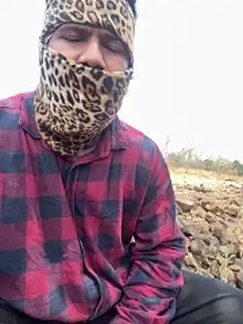 wildboy simon online show from 3, 5, 2026