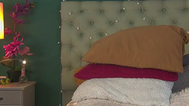 AlicePirs online show from 20, 1, 2025