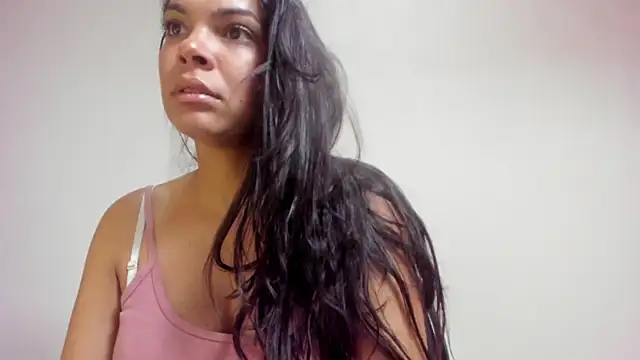 Sweetdreamses  online show from 25, 2, 2025