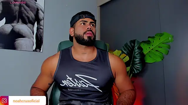 noah crux online show from 23, 4, 2026