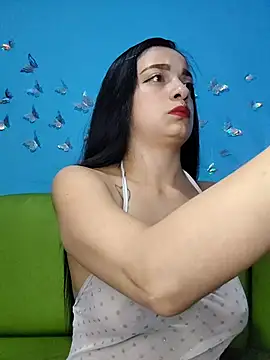 Snapshot of evelyn_prince1 chatting on 5, 5, 2026 evelyn prince1 online show from 5, 5, 2026