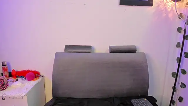 Camille rose  online show from 16, 1, 2025