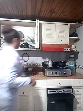 Camille rose  online show from 27, 9, 2025