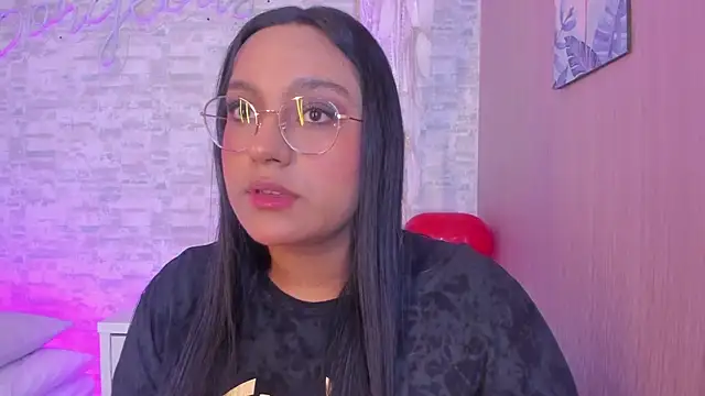 Snapshot of ellamontoya chatting on 22, 2, 2025 ellamontoya online show from 22, 2, 2025