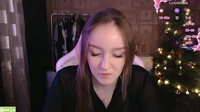 Snapshot of MoonlishSiren chatting on 13, 1, 2025 MoonlishSiren online show from 13, 1, 2025