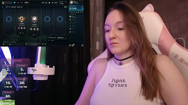 Snapshot of MoonlishSiren chatting on 26, 2, 2025 MoonlishSiren online show from 26, 2, 2025