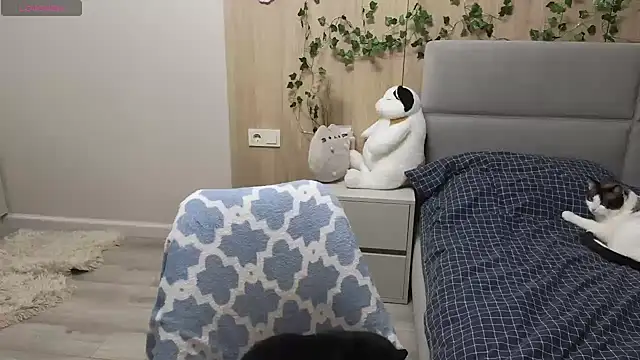 Snapshot of HermioneHHH chatting on 18, 3, 2025 HermioneHHH online show from 18, 3, 2025