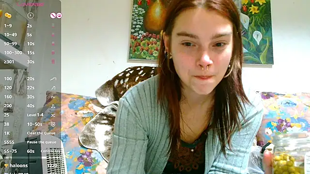 Sophie Bell online show from 6, 3, 2025