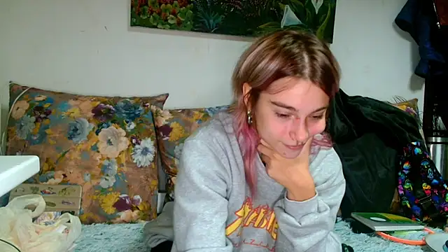 Sophie Bell online show from 22, 10, 2025