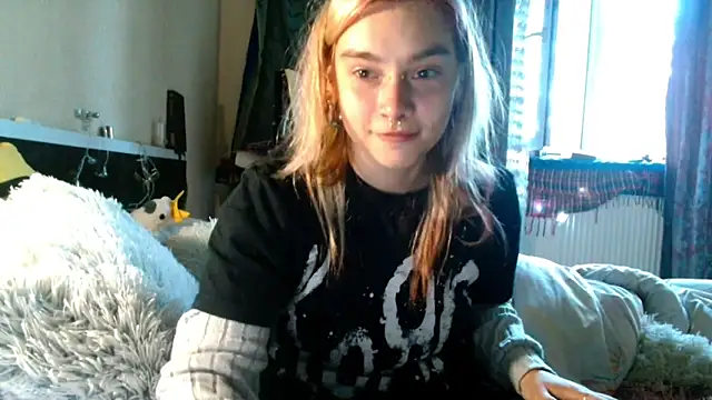 Sophie Bell online show from 7, 5, 2026