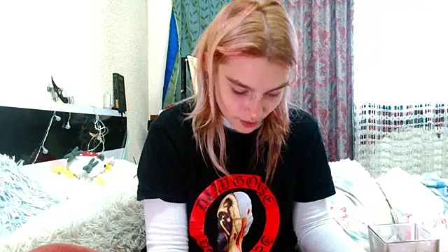 Sophie Bell online show from 10, 5, 2026