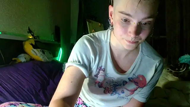 Sophie Bell online show from 17, 5, 2026