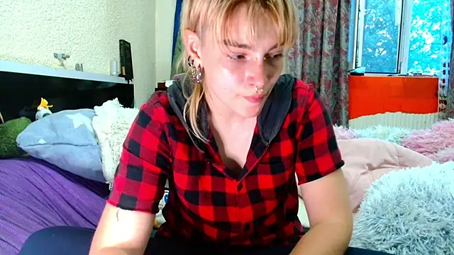 Sophie Bell online show from 27, 5, 2026