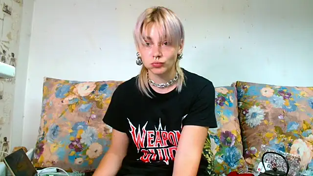Sophie Bell online show from 26, 6, 2026