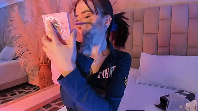 Snapshot of MelodyBliss chatting on 13, 1, 2026 MelodyBliss online show from 13, 1, 2026