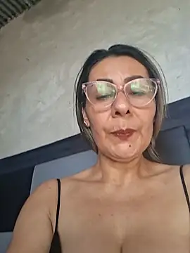 Mia-funny20 online show from 4, 4, 2026