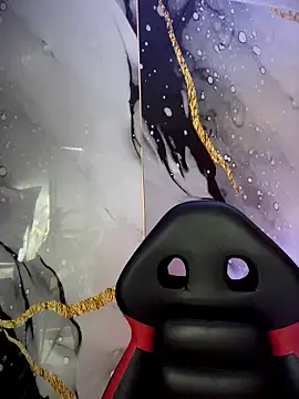 emma  cute   online show from 22, 4, 2026