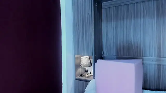 valerymeyerr online show from 7, 4, 2026