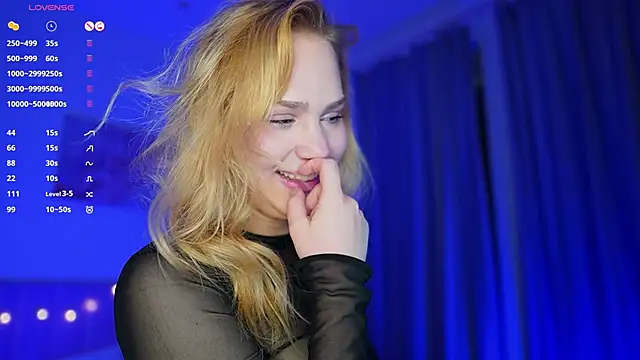 Snapshot of Sexydoll112 chatting on 9, 2, 2025 Sexydoll112 online show from 9, 2, 2025