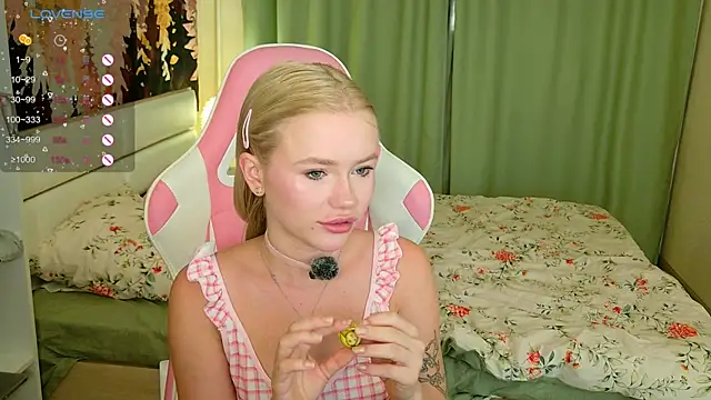 LexieLoree online show from 29, 9, 2025