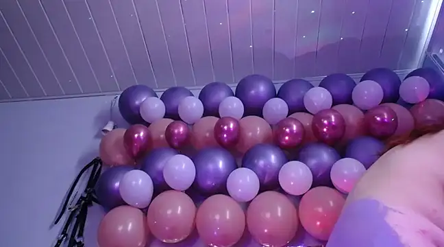 Layna cold online show from 8, 2, 2025