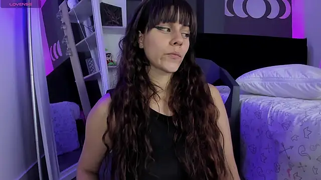 VioletPaket online show from 24, 1, 2025