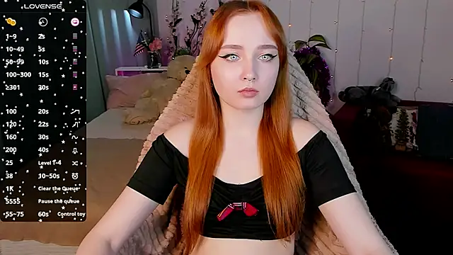 Snapshot of Emma_Chery chatting on 15, 1, 2025 Emma Chery online show from 15, 1, 2025