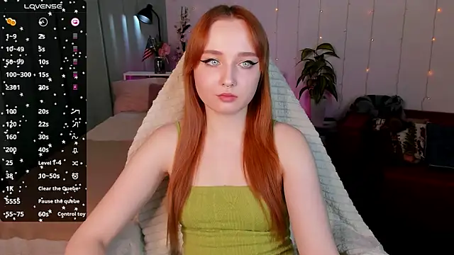 Snapshot of Emma_Chery chatting on 22, 1, 2025 Emma Chery online show from 22, 1, 2025