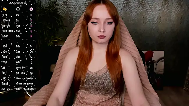 Snapshot of Emma_Chery chatting on 24, 1, 2025 Emma Chery online show from 24, 1, 2025