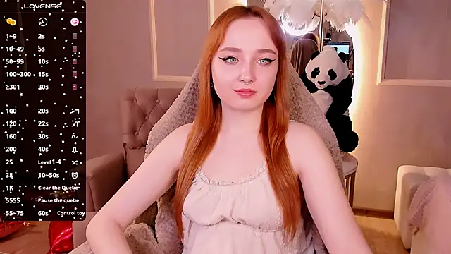 Snapshot of Emma_Chery chatting on 12, 2, 2025 Emma Chery online show from 12, 2, 2025