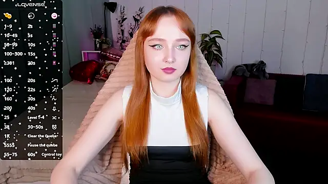 Snapshot of Emma_Chery chatting on 13, 2, 2025 Emma Chery online show from 13, 2, 2025